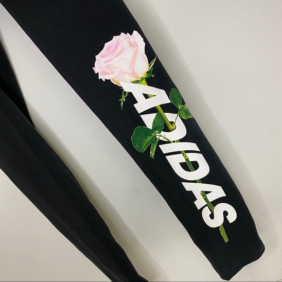 NWT Adidas black leggings size XS Floral Graphic - Picture 4 of 9